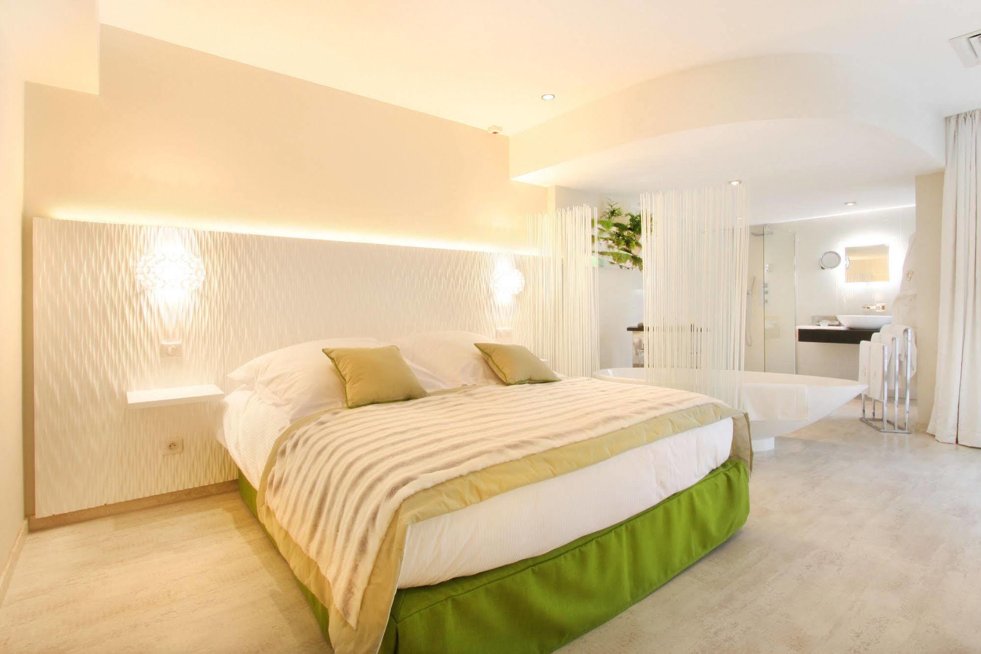 Hotel Les Deux Garcons Aix-en-Provence Buitenkant foto