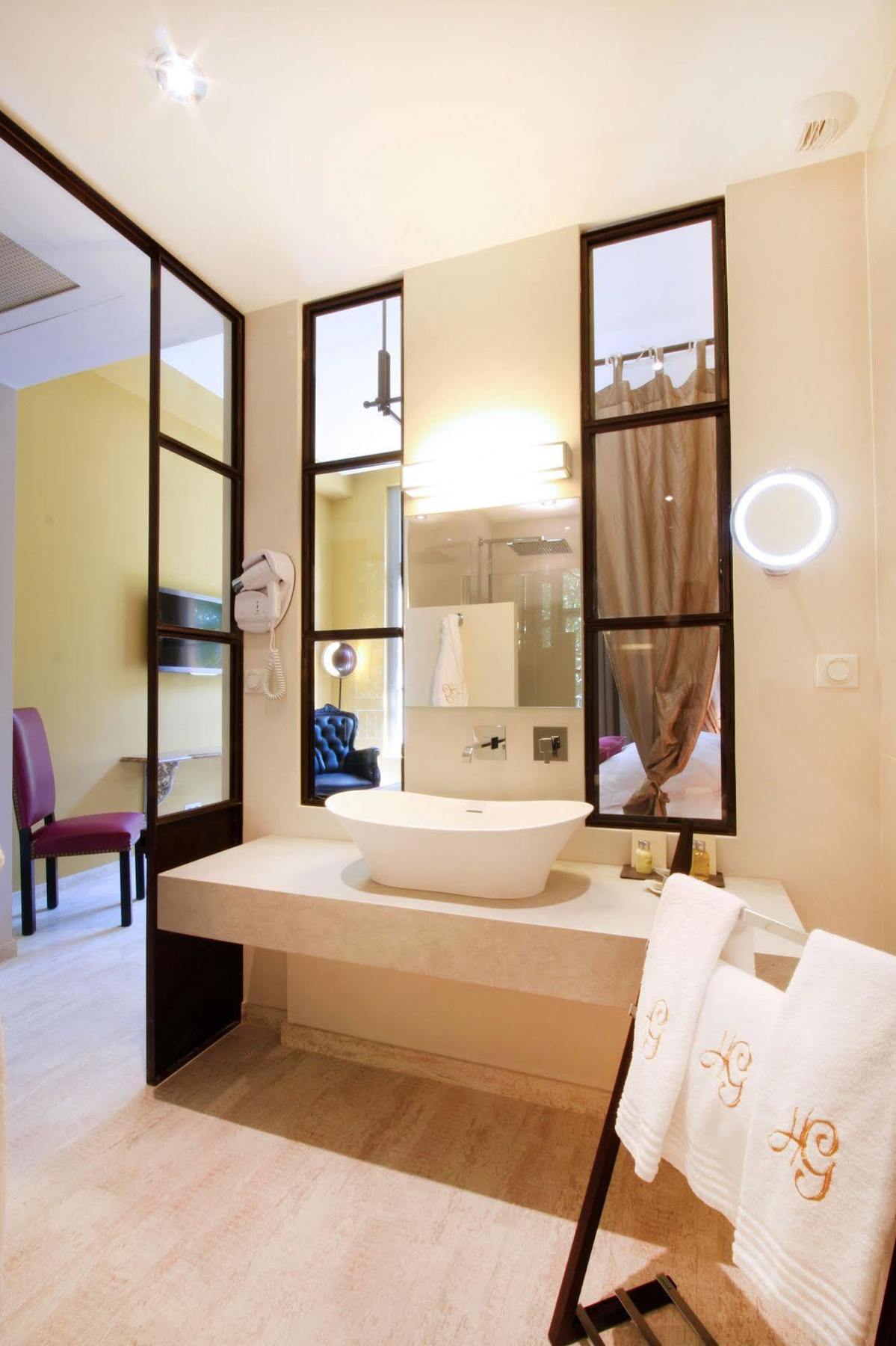 Hotel Les Deux Garcons Aix-en-Provence Buitenkant foto
