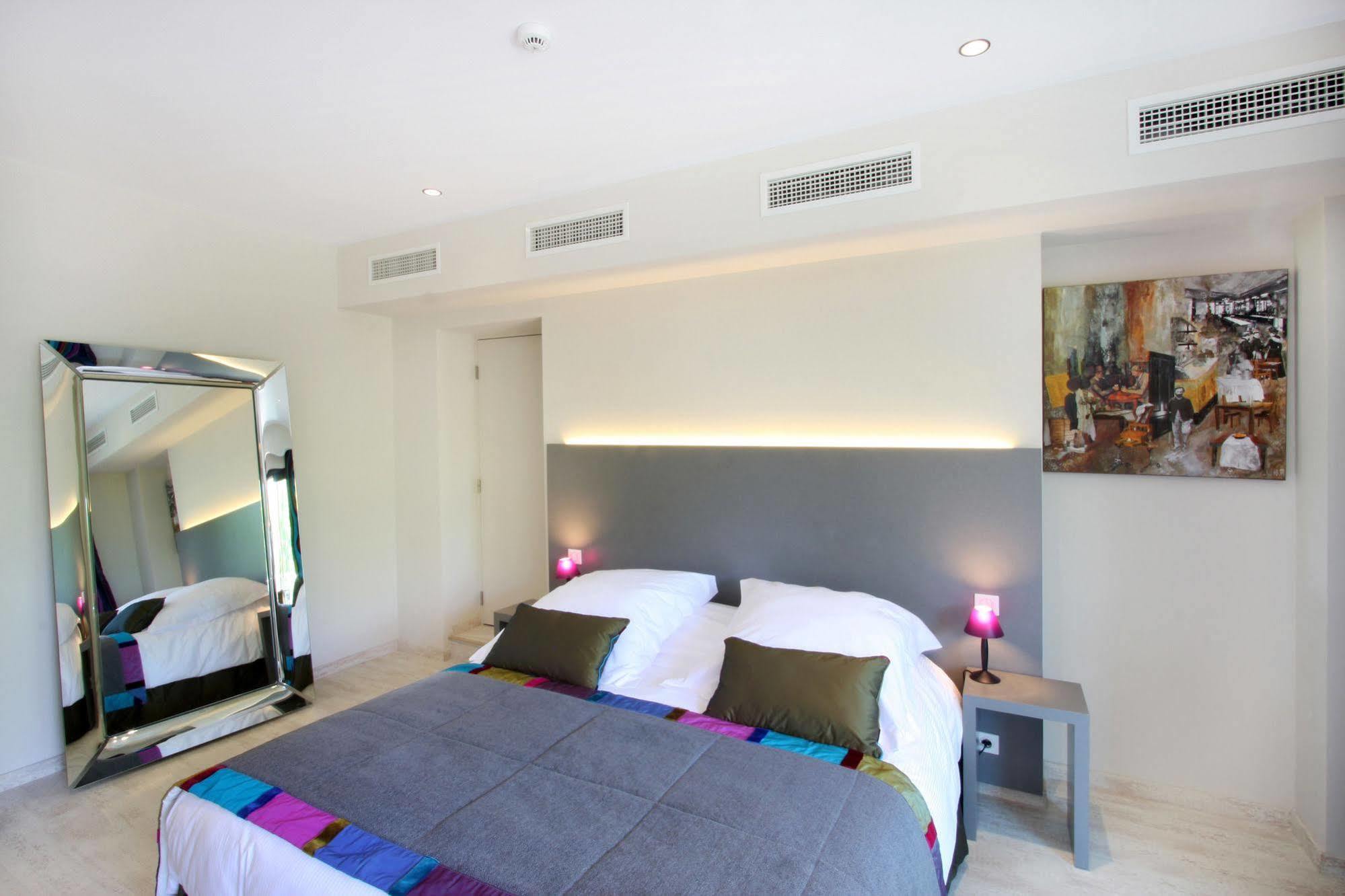 Hotel Les Deux Garcons Aix-en-Provence Buitenkant foto