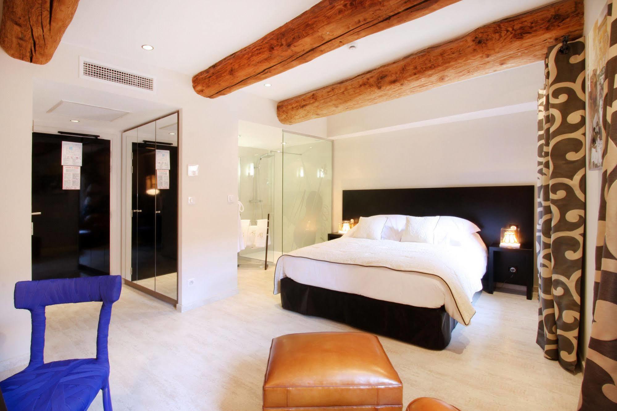Hotel Les Deux Garcons Aix-en-Provence Buitenkant foto