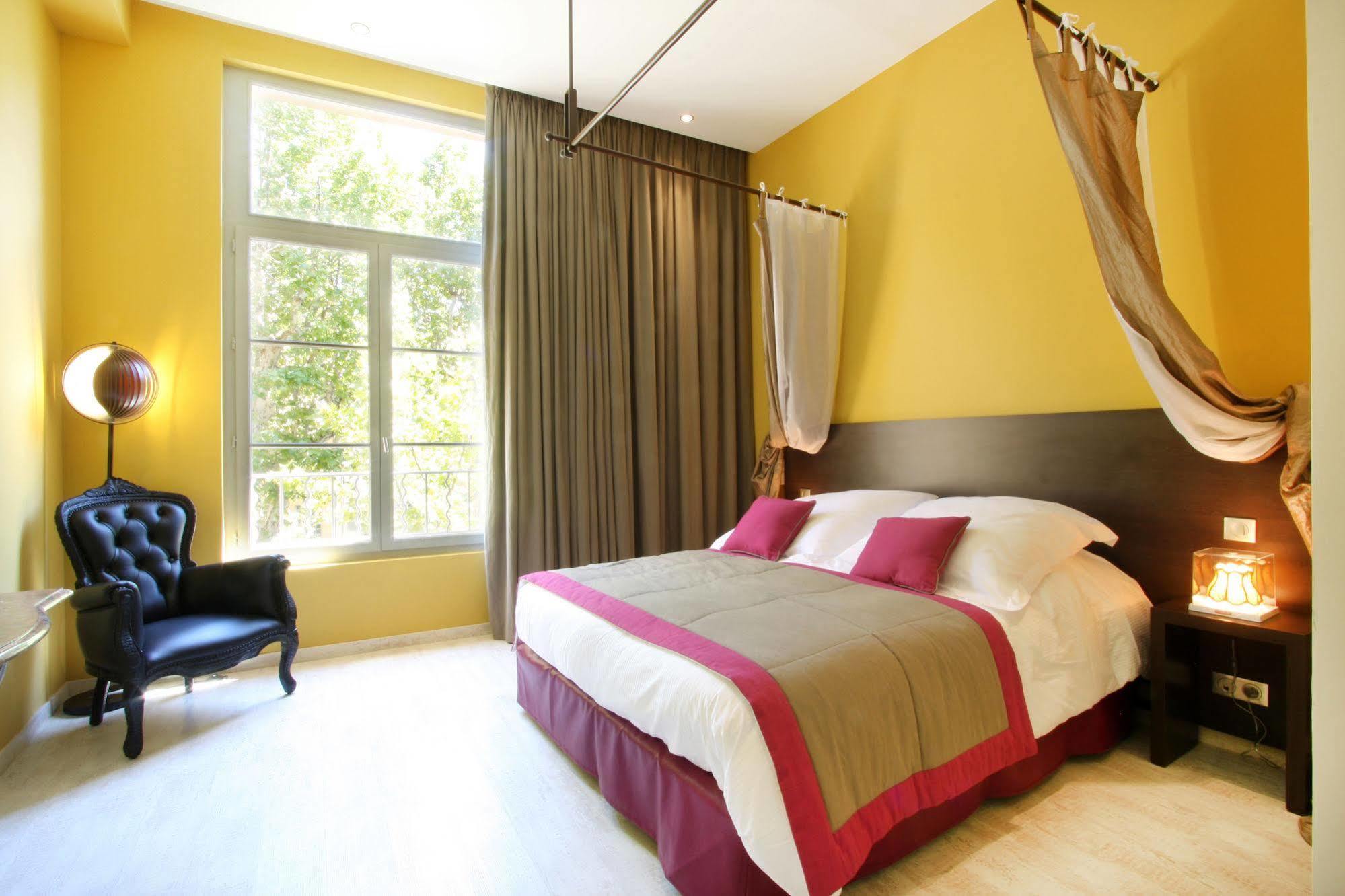 Hotel Les Deux Garcons Aix-en-Provence Buitenkant foto